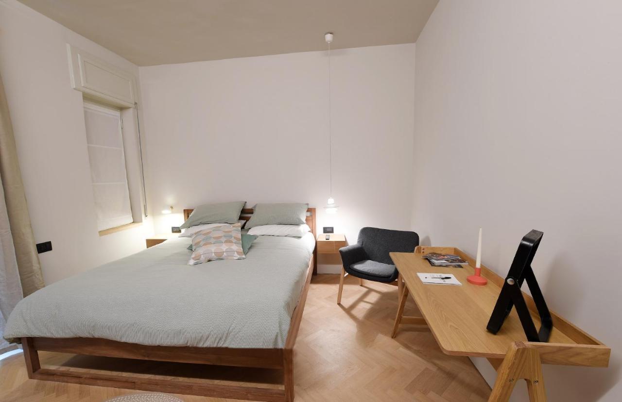 Bed and Breakfast La Casa Sugli Archi Salerno Exterior foto